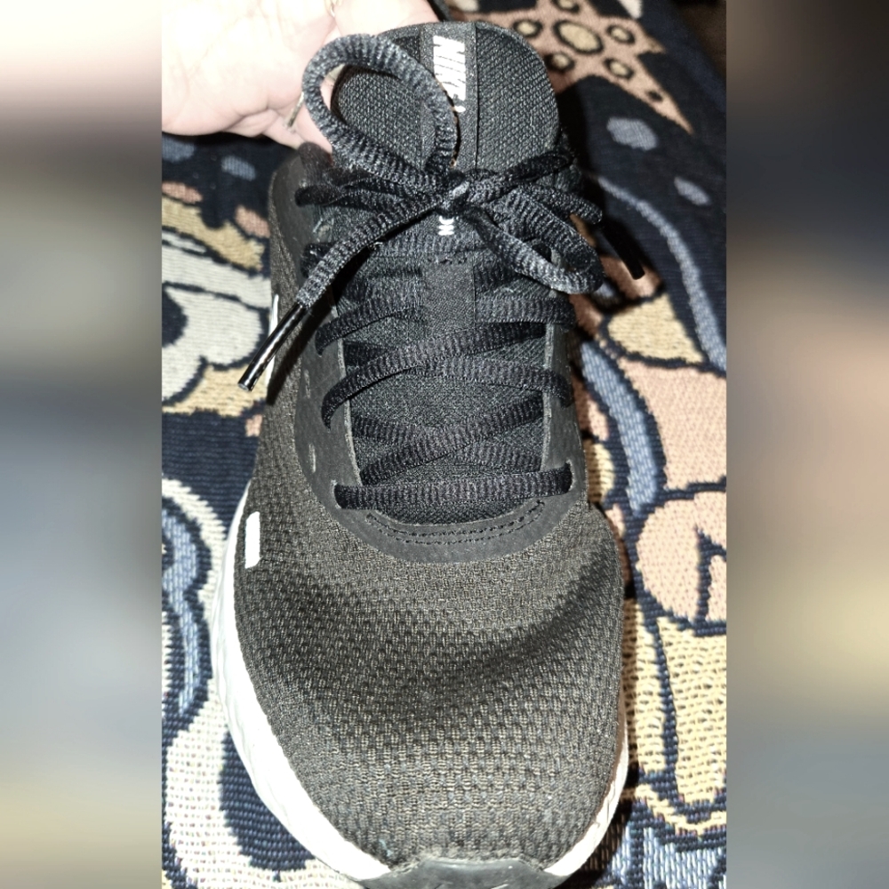 Nike revolution athletic shoes